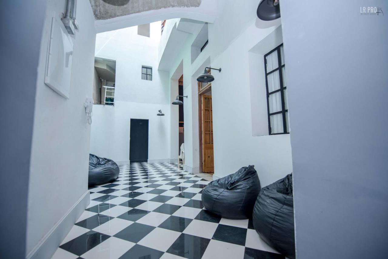 Ahiva Espacio Temporal Montevideo Bagian luar foto